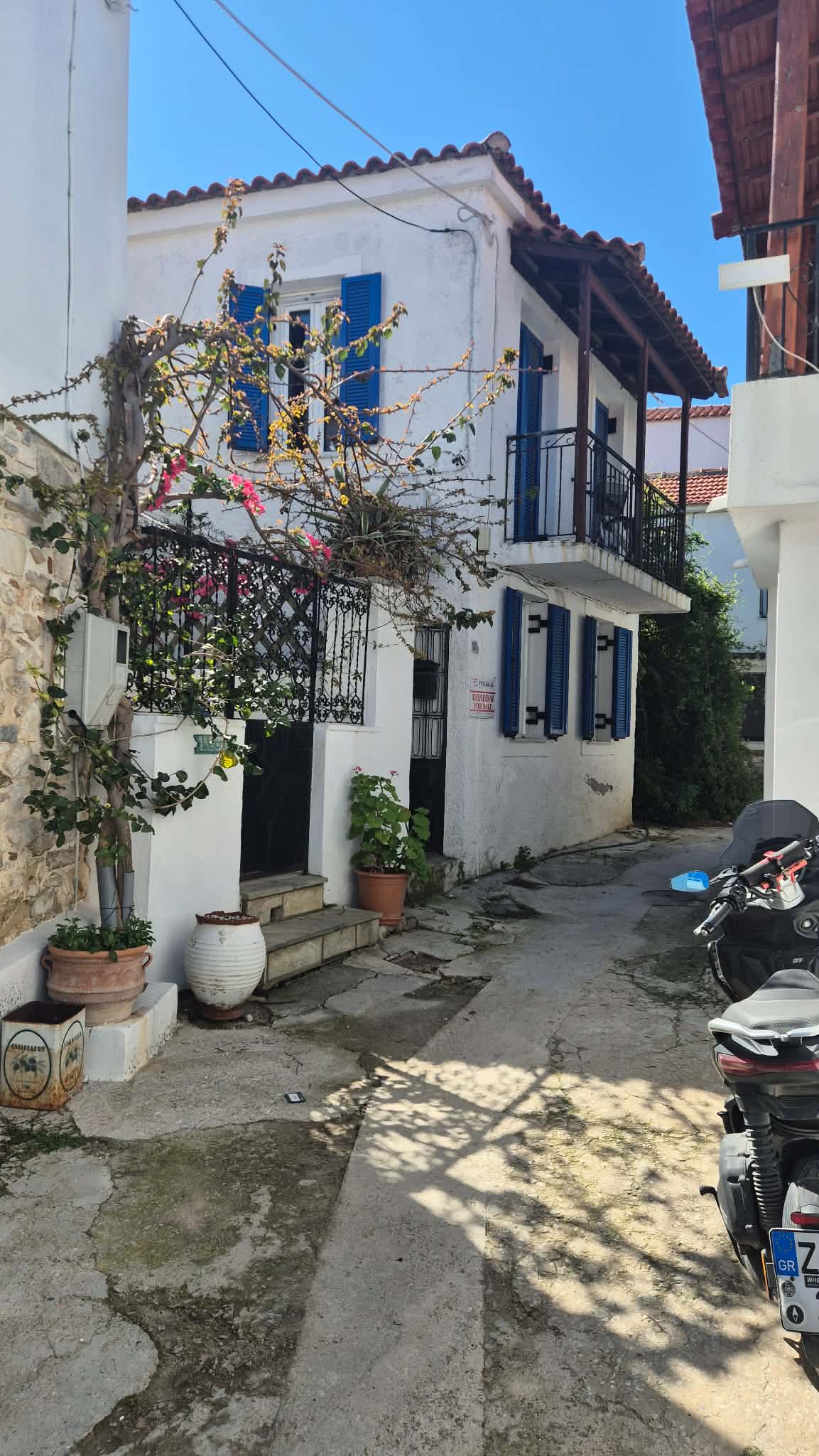 Traditional Skiathos Town House